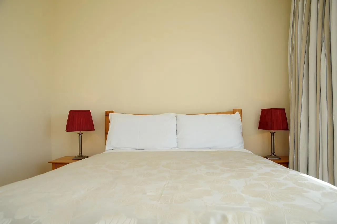 Blue Horizon B&B Laherne Hill Bed & Breakfast