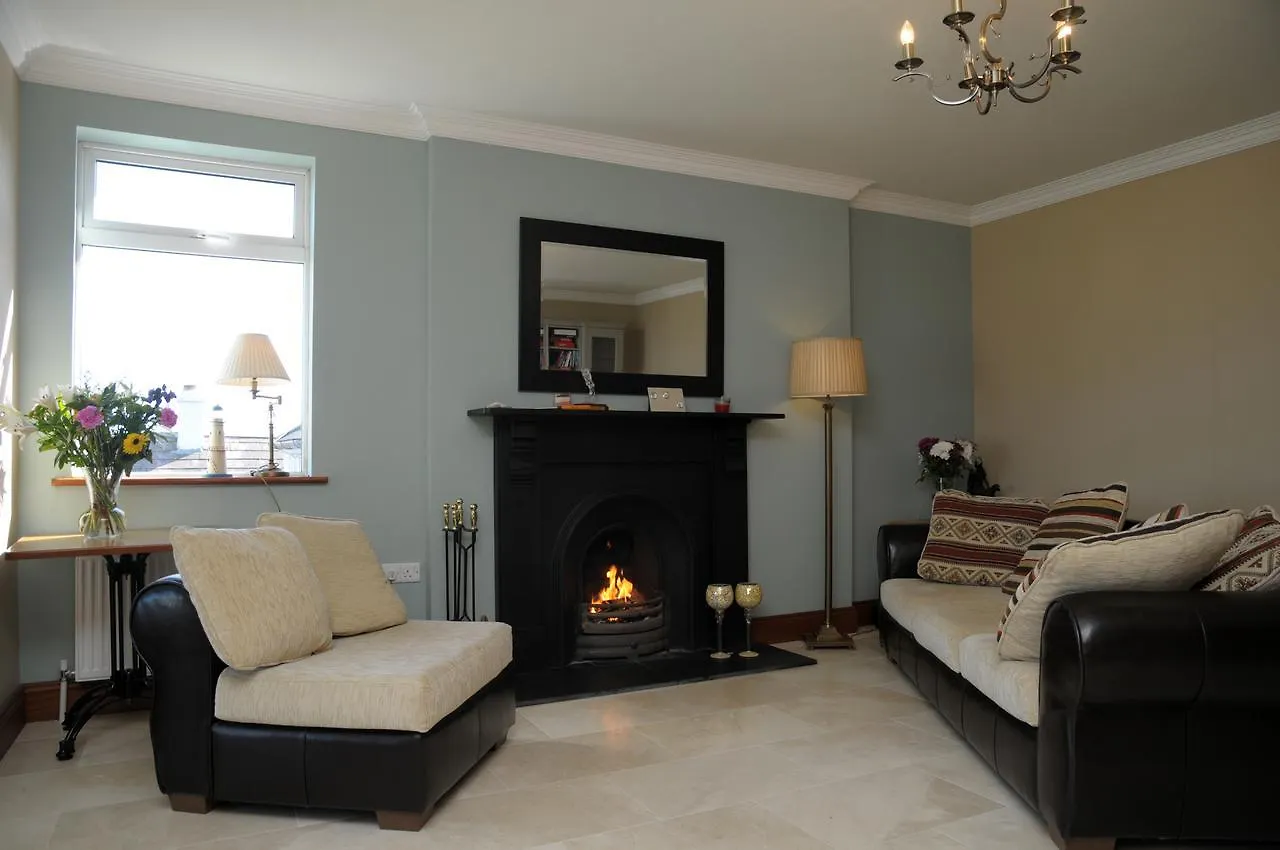 Blue Horizon B&B Laherne Hill 2*,